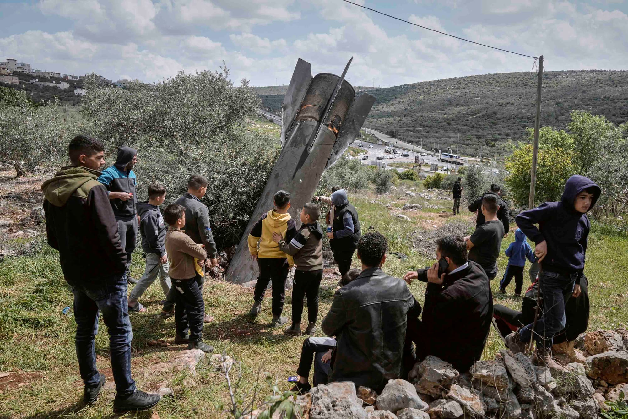 烽火连月：美伊谈判各说各话，红海阴影笼罩荷莫兹僵局｜Whatsnew