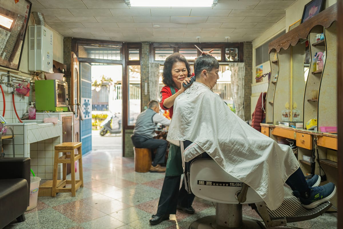 阿姨不滅：台式「理容院」的人情與美學｜電影《本日公休》專訪