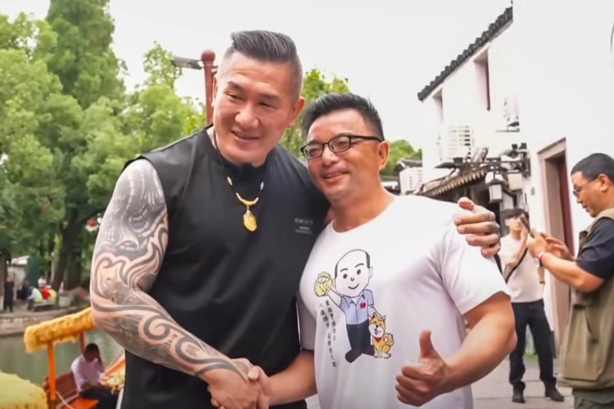 网络观察：台湾网红“馆长”首次“登陆”，大谈中国发展成就引论战｜Whatsnew