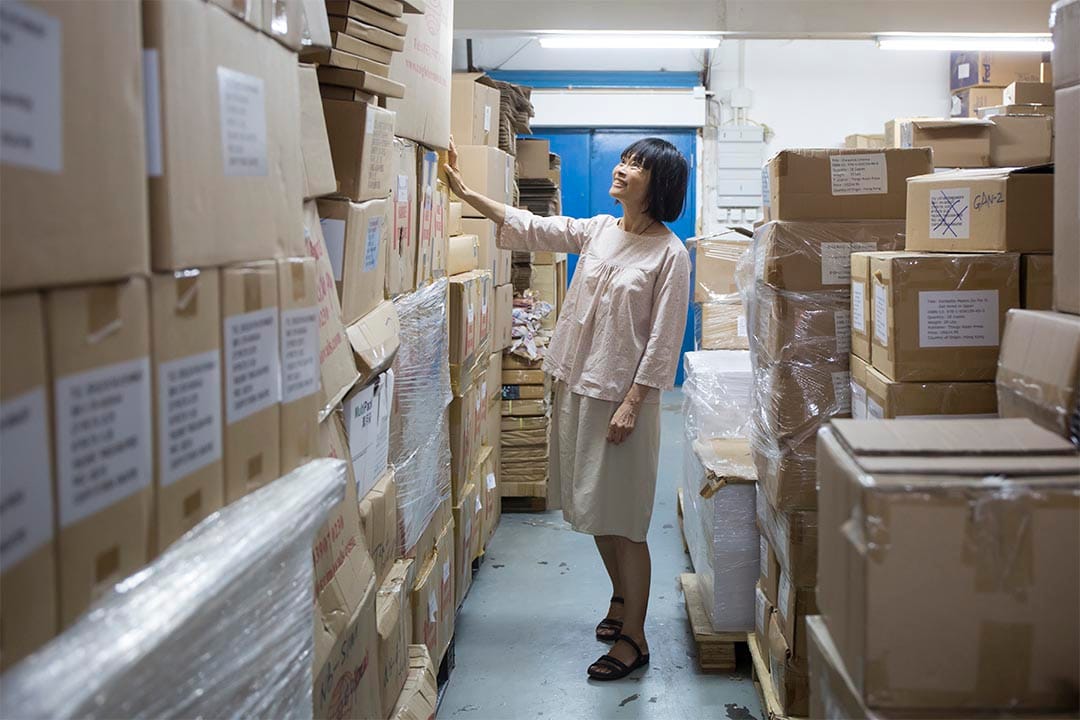 二手英文书店“书阁Book Attic”的店主Jennifer。 