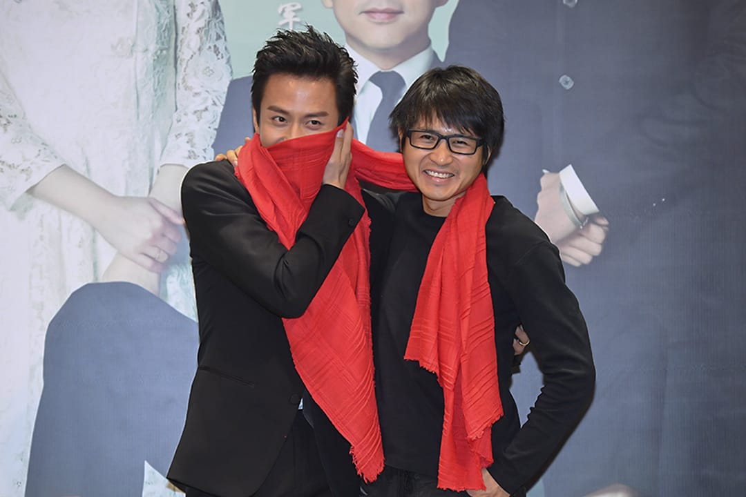 2017年1月23日,韓寒及鄧超於北京為電影《乘風破浪》作宣傳。