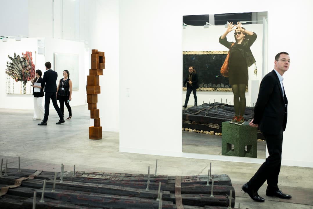 巴塞尔艺术展,汇聚不同国家及地区超过200家顶级艺廊,带来年轻艺术家以至当代大师的优秀艺术品。