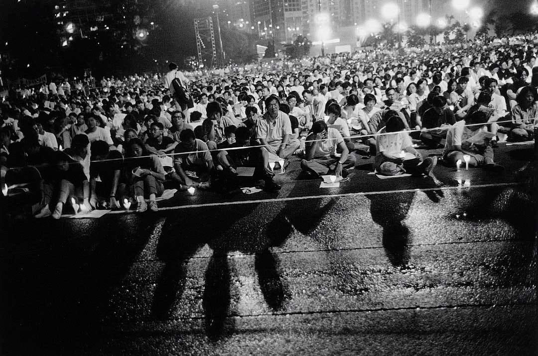 1994年,「六、四」燭光晚會・維多利亞公園。