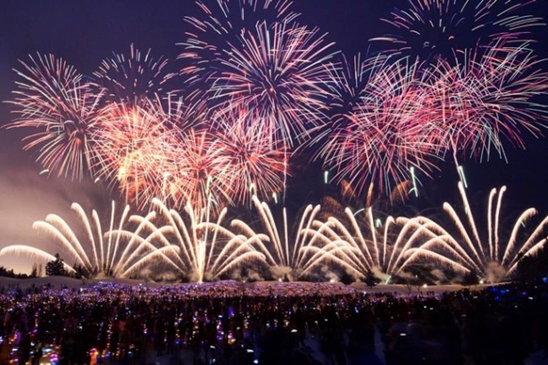 越後Tsumari雪花煙花「2018年冰凍村莊的禮物」。