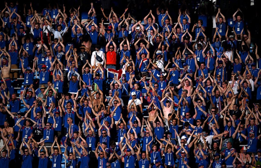 2018年6月21日，世界盃D組尼日利亞對冰島的賽事，在伏爾加格勒體育場上演，期間冰島支持者使出激動人心的「維京戰吼」（Viking Clap）為球隊打氣。