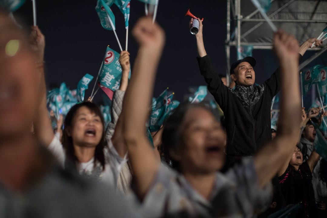 2018年11月23日，台灣高雄市，民進黨市長候選人陳其邁舉行選前之夜造勢大會。