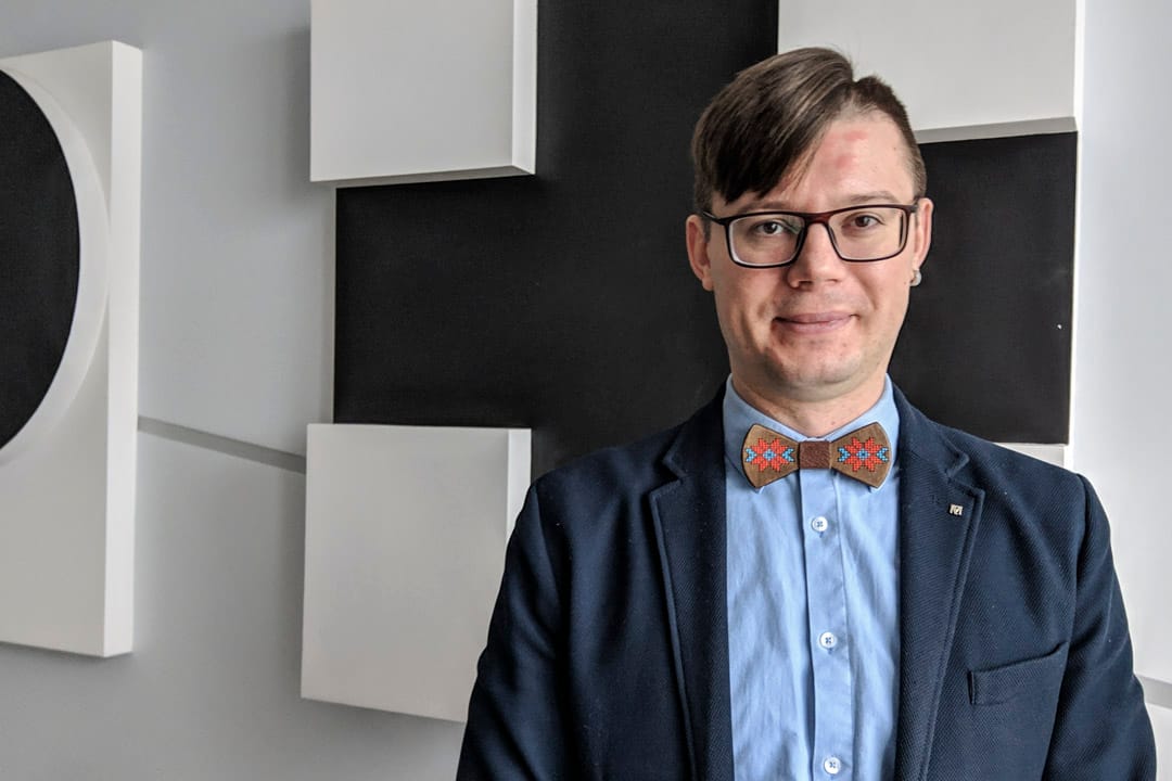 37歲的基輔莫希拉學院政治學助理教授雅各列夫(Maksym Yakovlyev)。