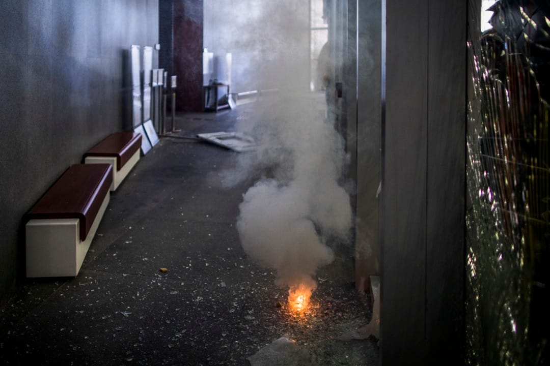 立法會示威區出入口。