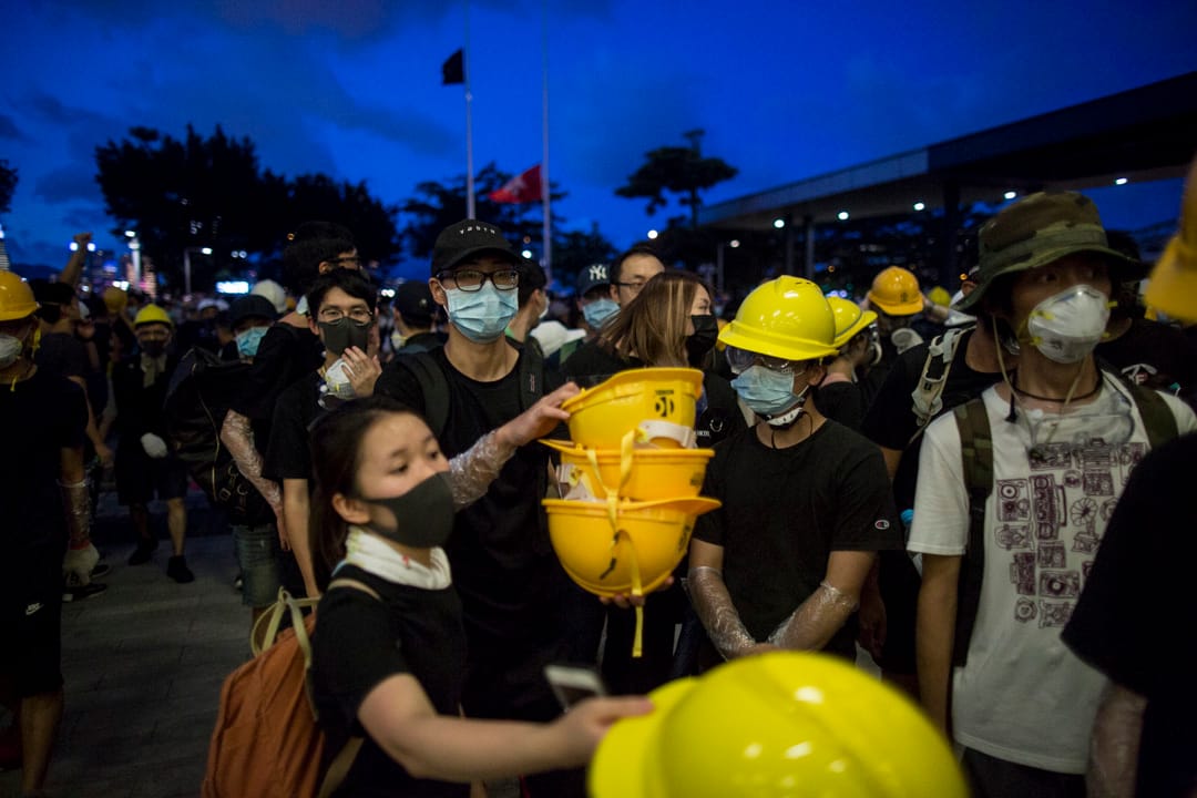 2019年7月1日，示威者在立法會示威區。