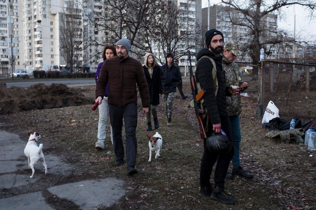 2022年2月25日，乌克兰基辅的保卫民兵。