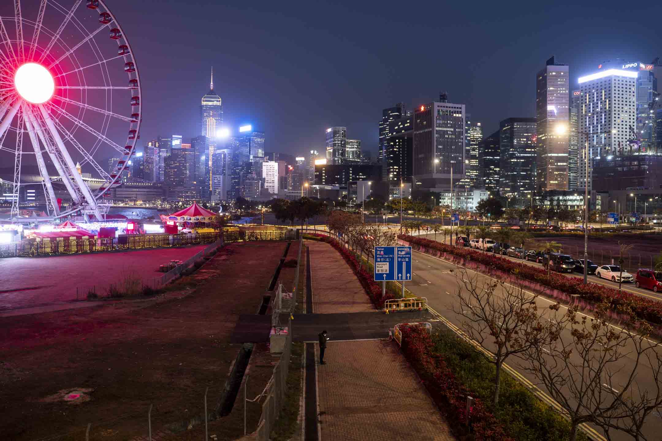 2022年2月25日，晚上6时52分，中环。