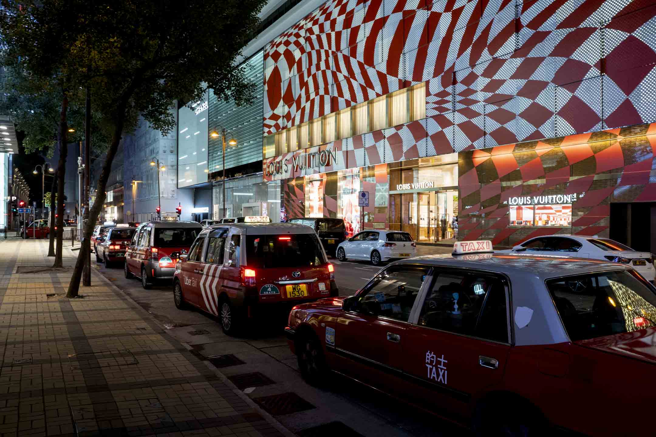 2022年2月23日，晚上7时1分，尖沙咀。