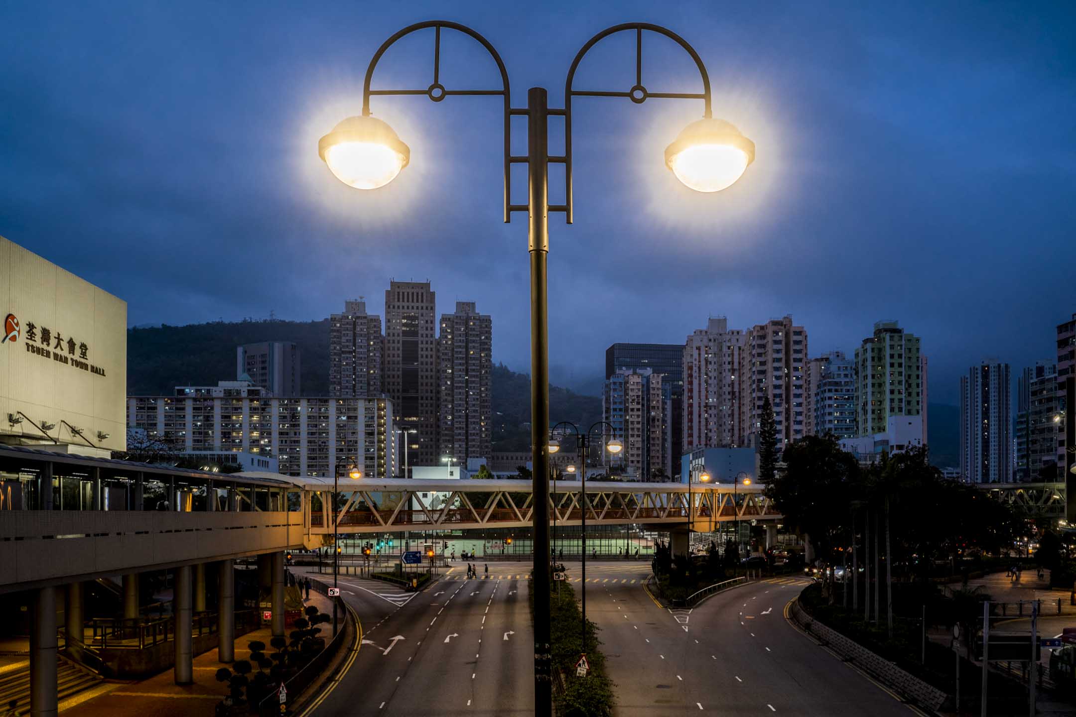 2022年3月2日，晚上6时35分，荃湾。