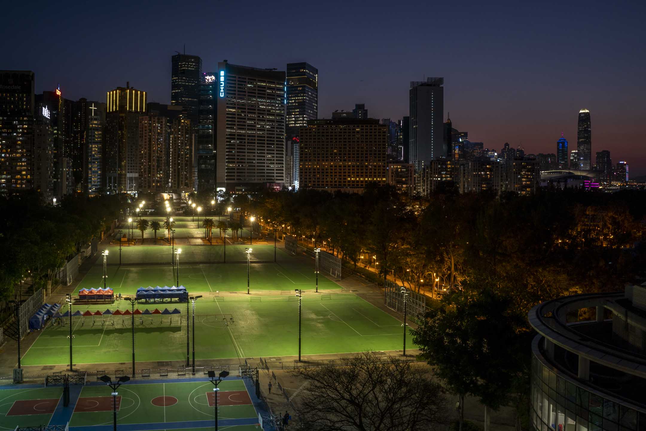 2022年3月10日，晚上6时57分，铜锣湾。