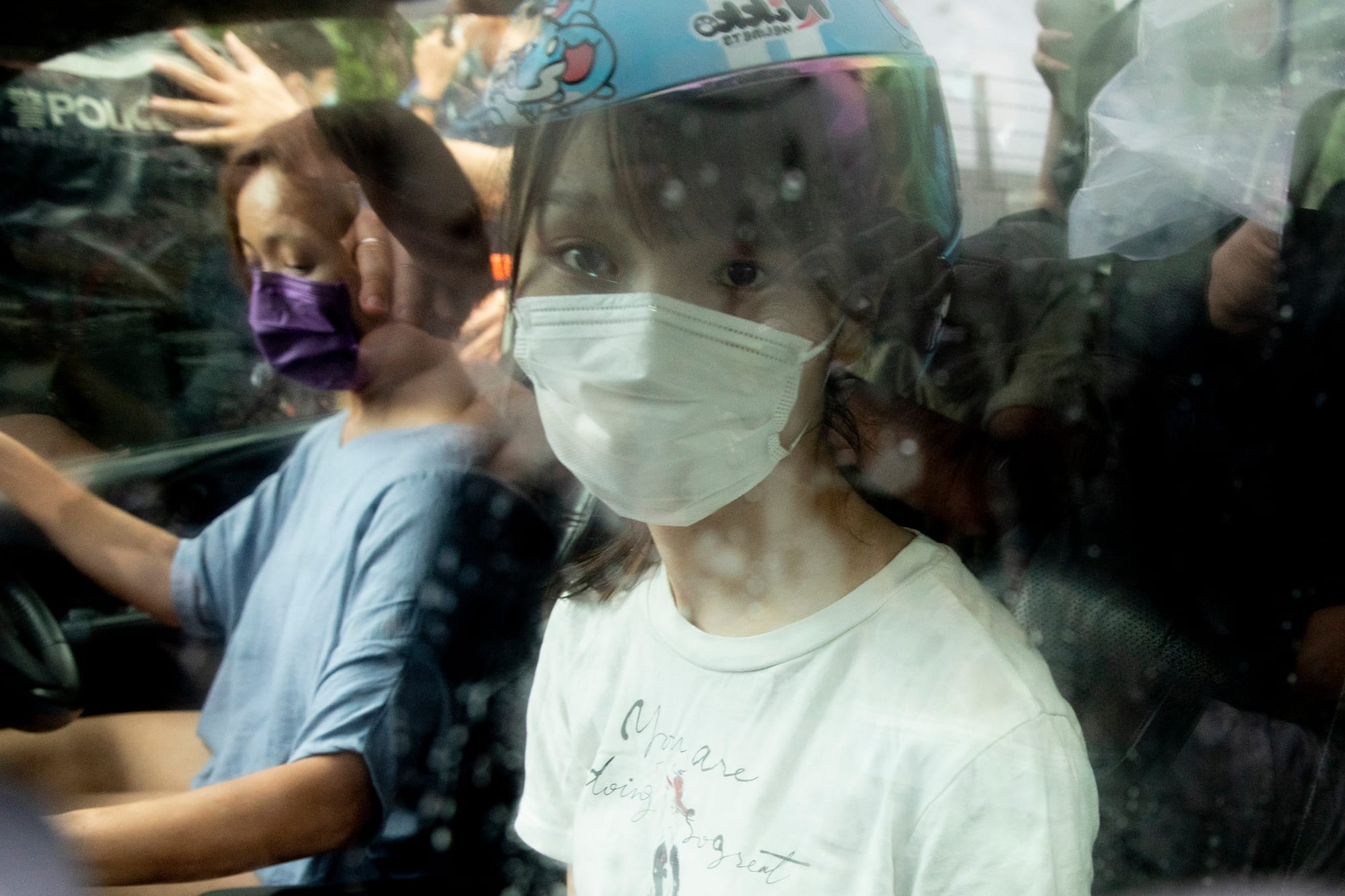 2021年6月12日，前香港众志成员周庭因煽惑他人包围警察总部而判囚10个月，在大榄女惩教所刑满出狱。