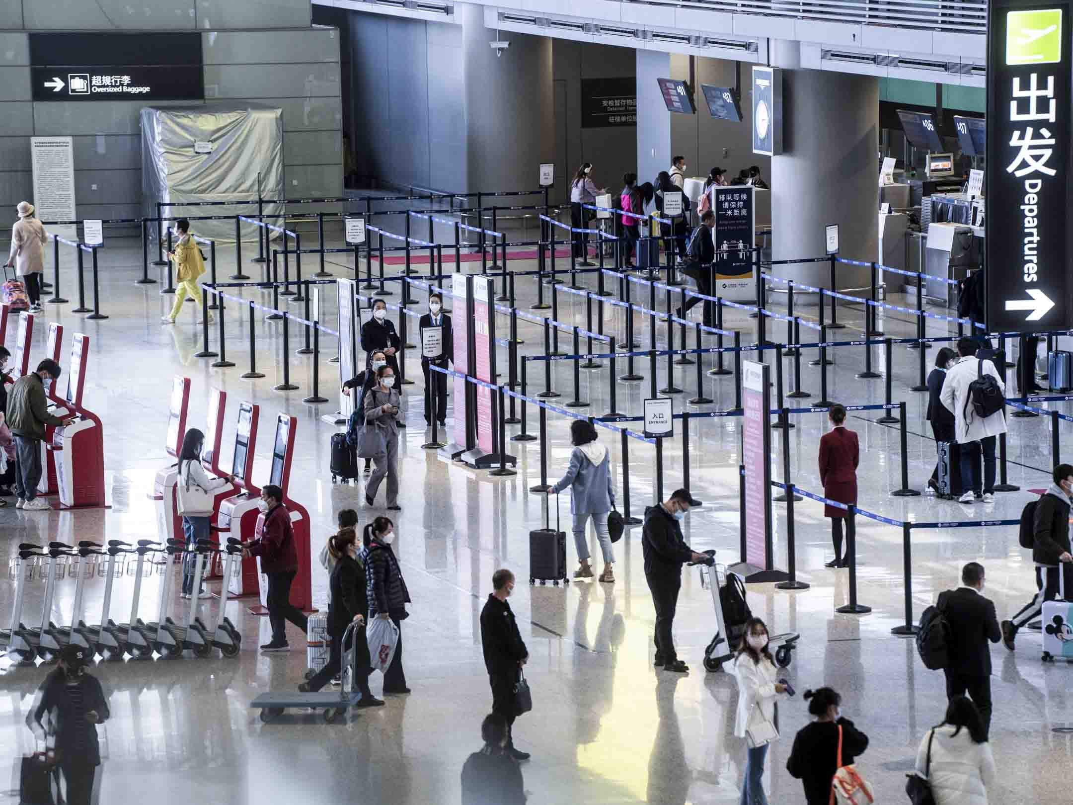 2023年3月16日，上海虹橋國際機場的國航航班登機區。