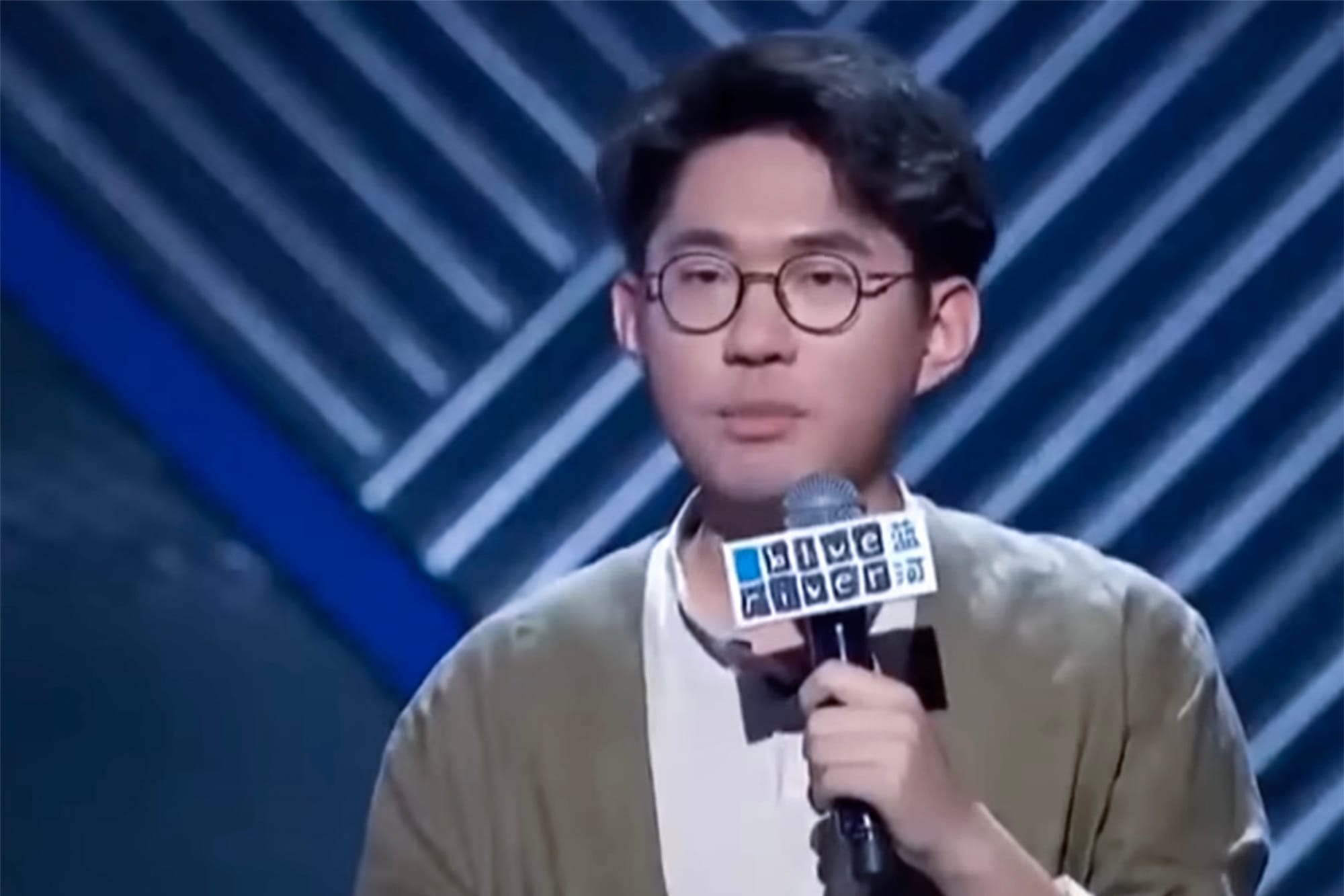 脱口秀表演者House（李昊石）。网上图片