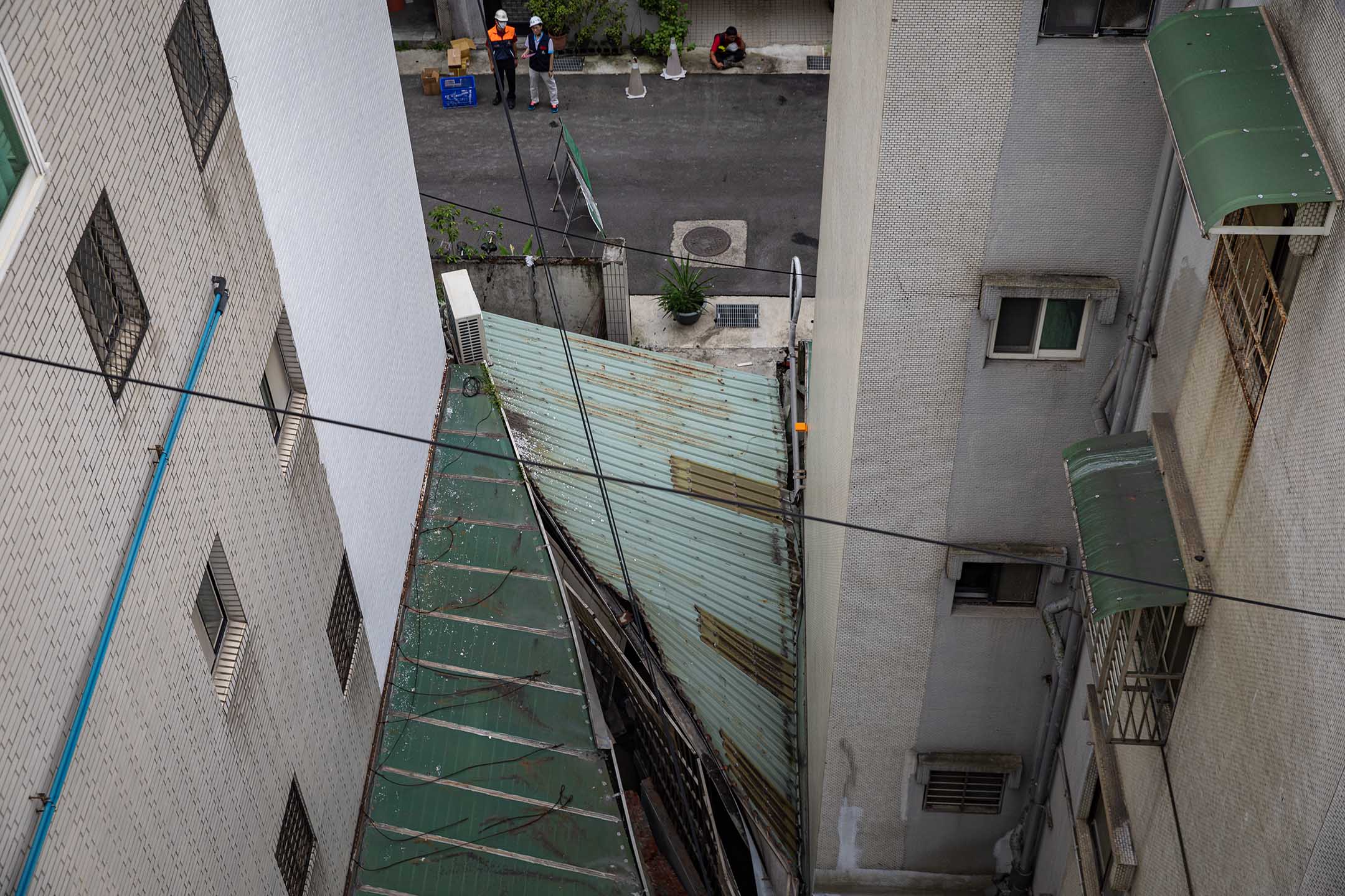 2023年9月8日,台北大直民宅塌陷。摄:陈焯𪸩/端传媒