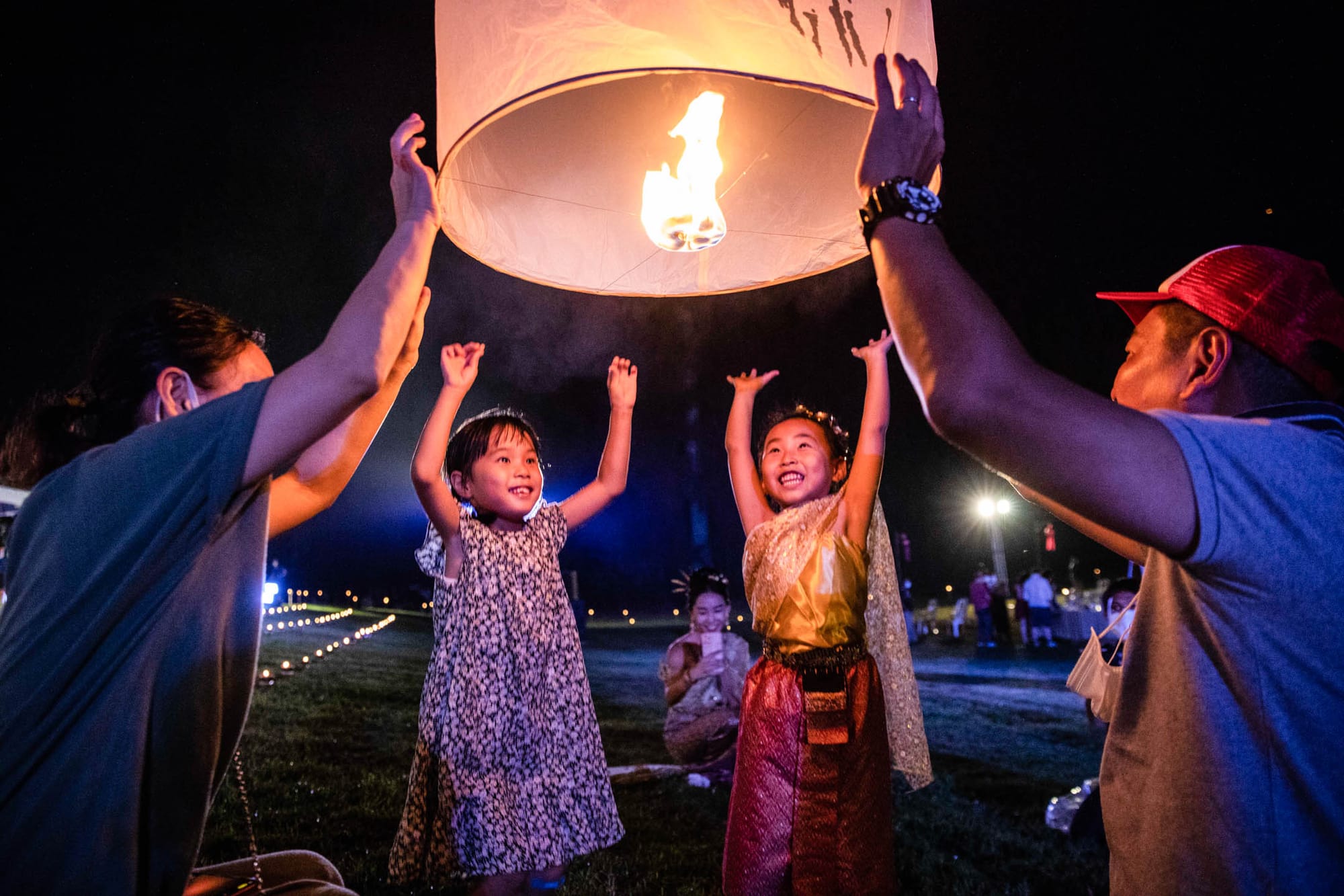 2021年11月20日,泰國,一年一度的天燈節。攝:Lauren DeCicca/Getty Images