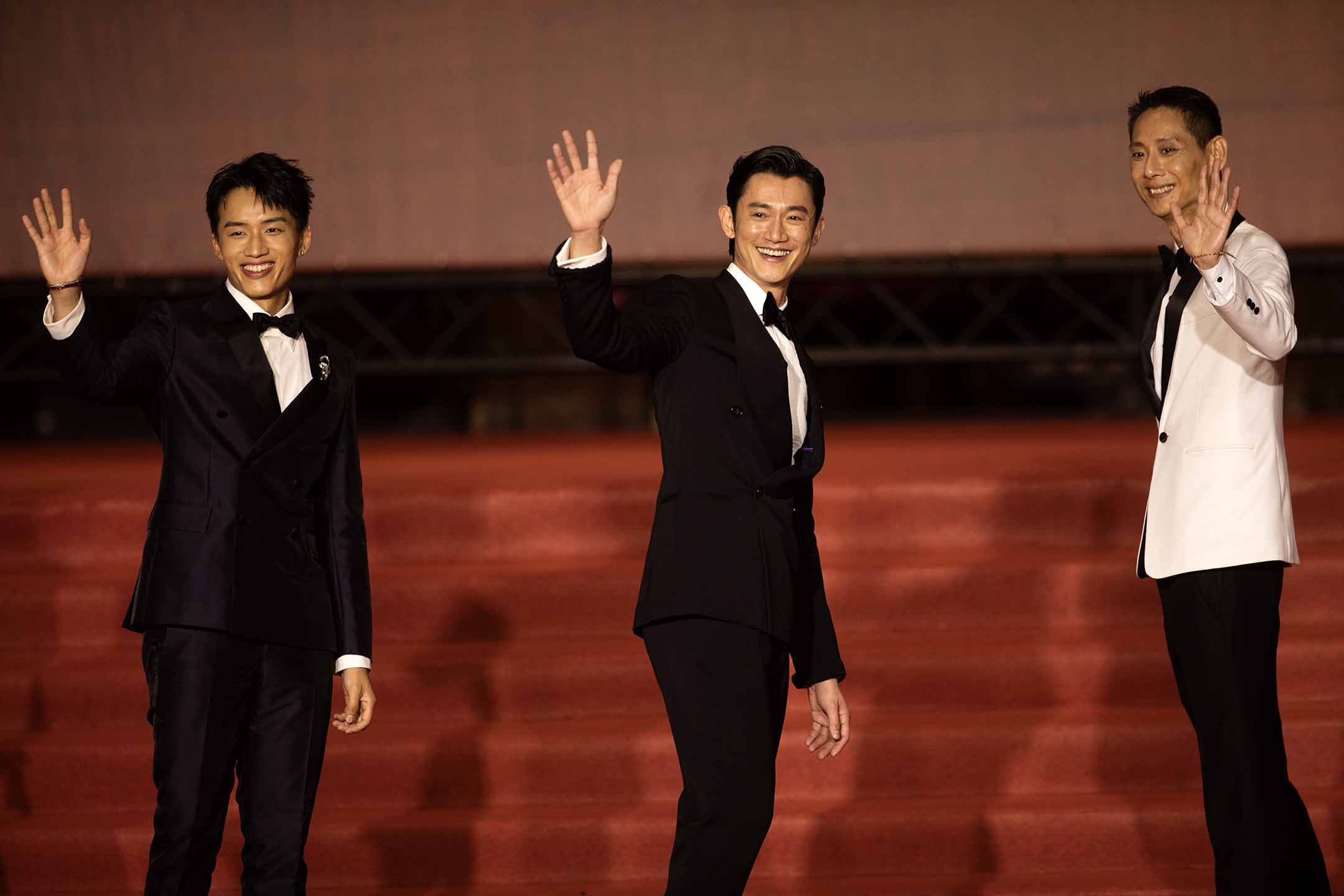 2023年11月25日,第60届金马奖颁奖典礼,《富都青年》的吴慷仁获得最佳男主角。摄:陈焯煇/端传媒