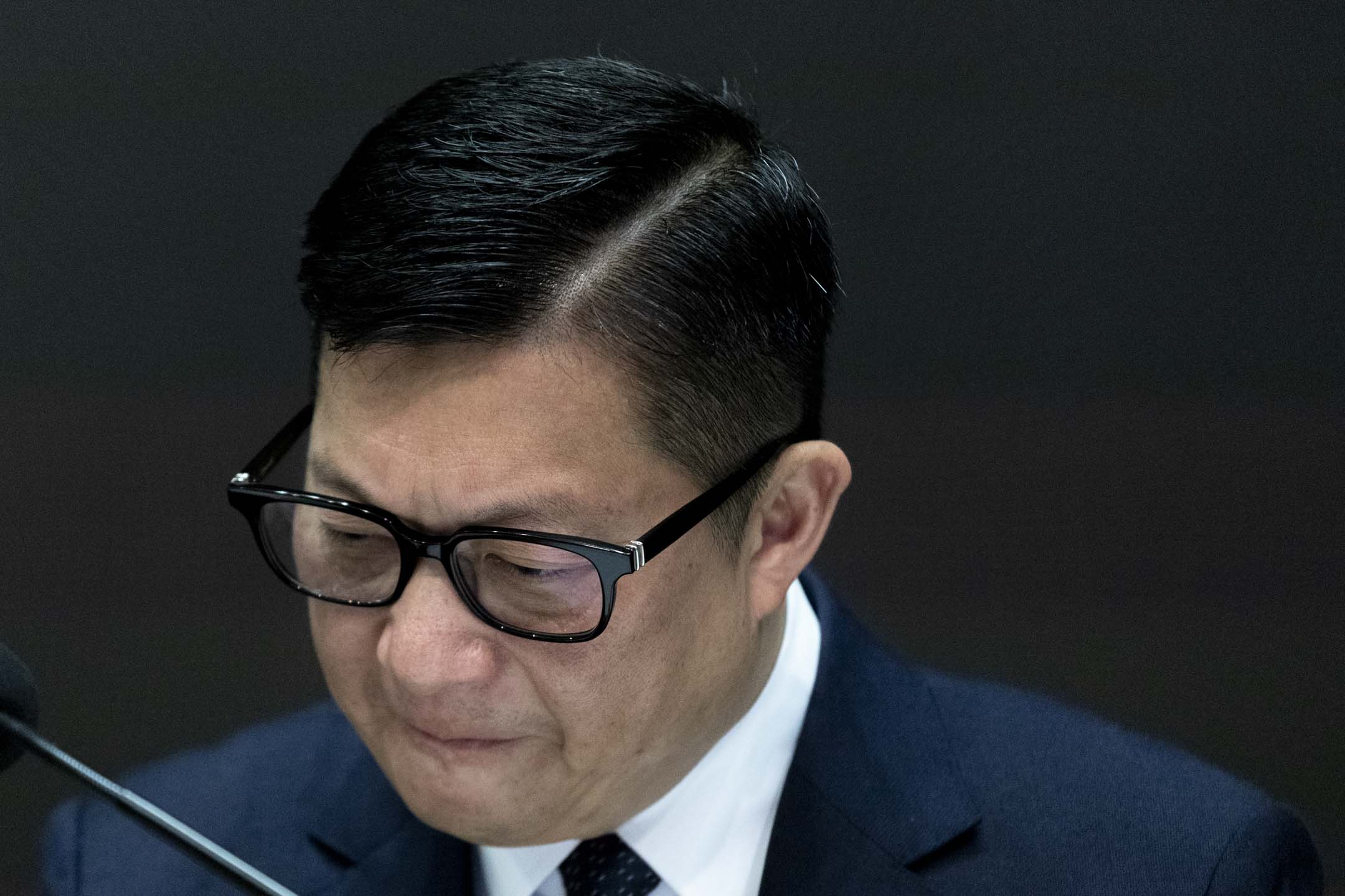 2024年1月30日，保安局局長鄧炳強出席「維護國家安全：《基本法》第二十三條立法公衆諮詢」記者會 。攝：林振東/端傳媒