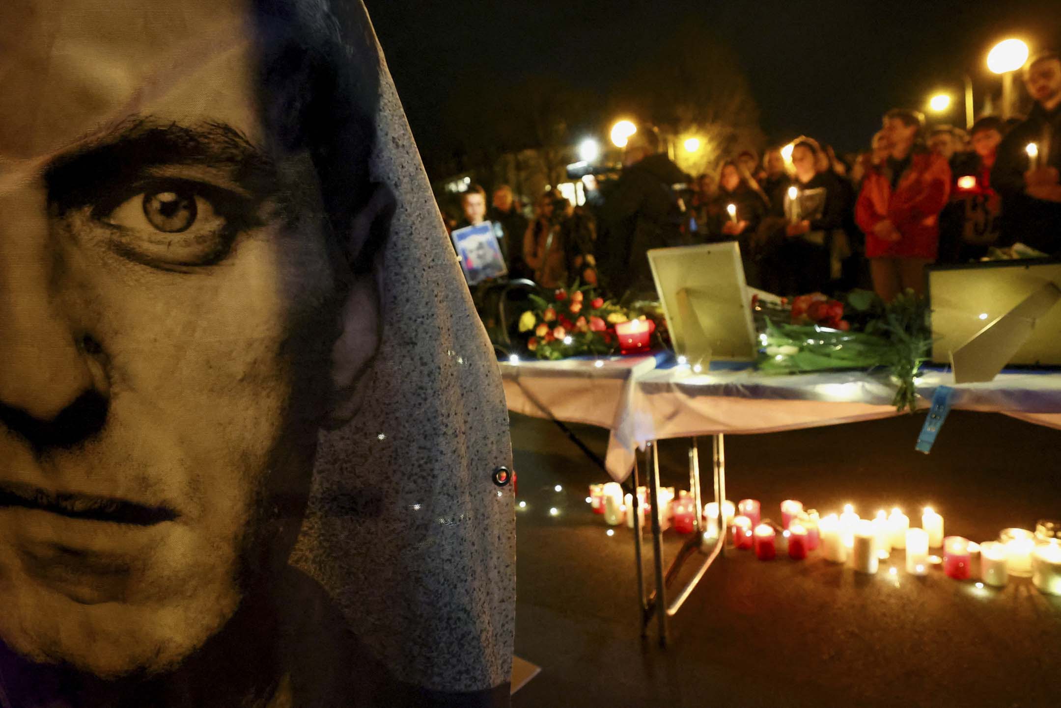 2021年1月28日,俄羅斯莫斯科郊外,俄羅斯反對派領袖納瓦尼(Alexei Navalny) 在法庭聽證會上通過視頻鏈接出現在屏幕上,考慮對其被捕提出上訴。攝:Maxim Shemetov/Reuters/達志影像