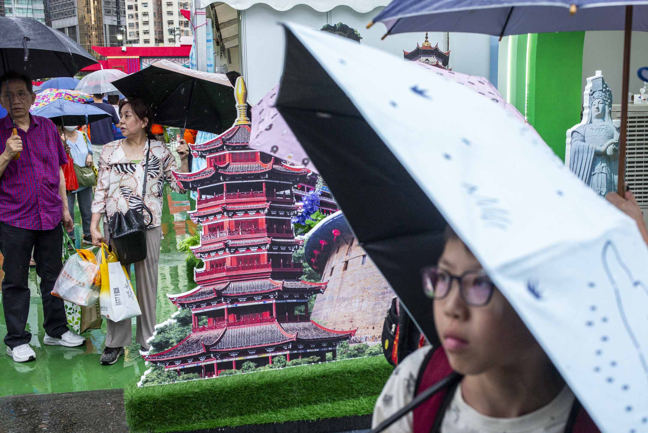 2024年6月1日,第二屆同鄉社團家鄉市集嘉年華在維園舉行。攝:林振東/端傳媒