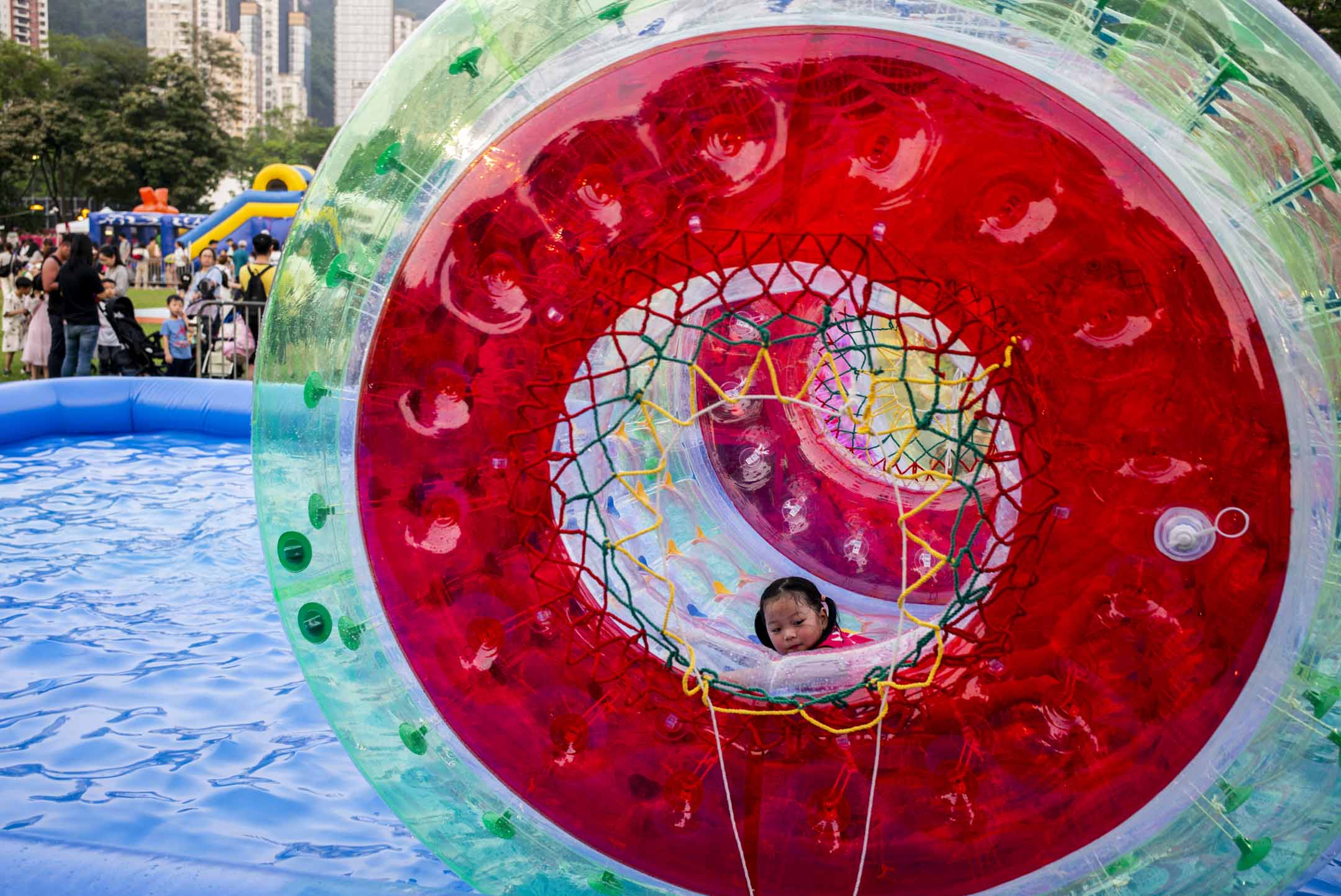 2024年6月2日,第二屆同鄉社團家鄉市集嘉年華在維園舉行。攝:林振東/端傳媒