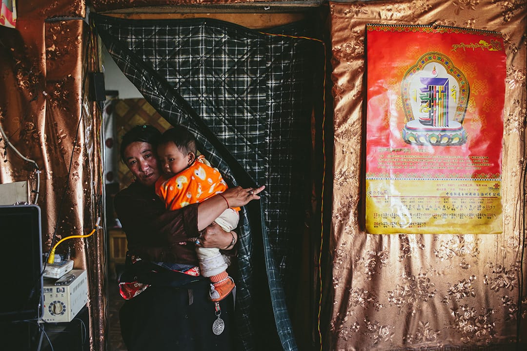 治多縣索加鄉移民村村民。攝 : 王嘉豪/端傳媒