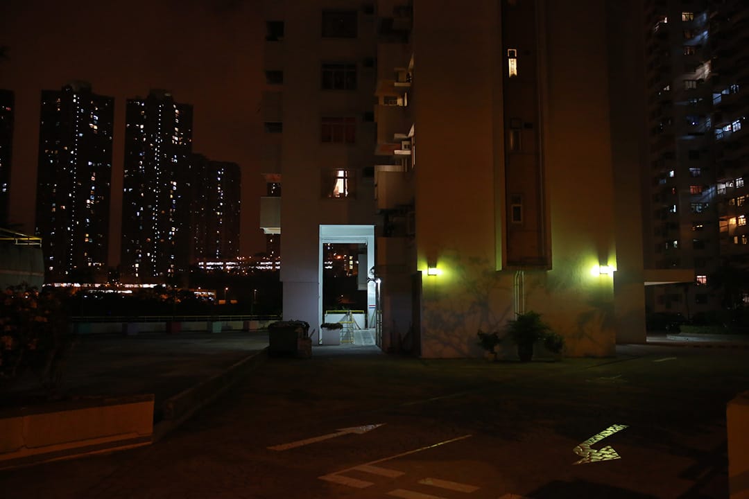 伍姓學生,17歲,酒店管理課程,葵涌。24/10/15