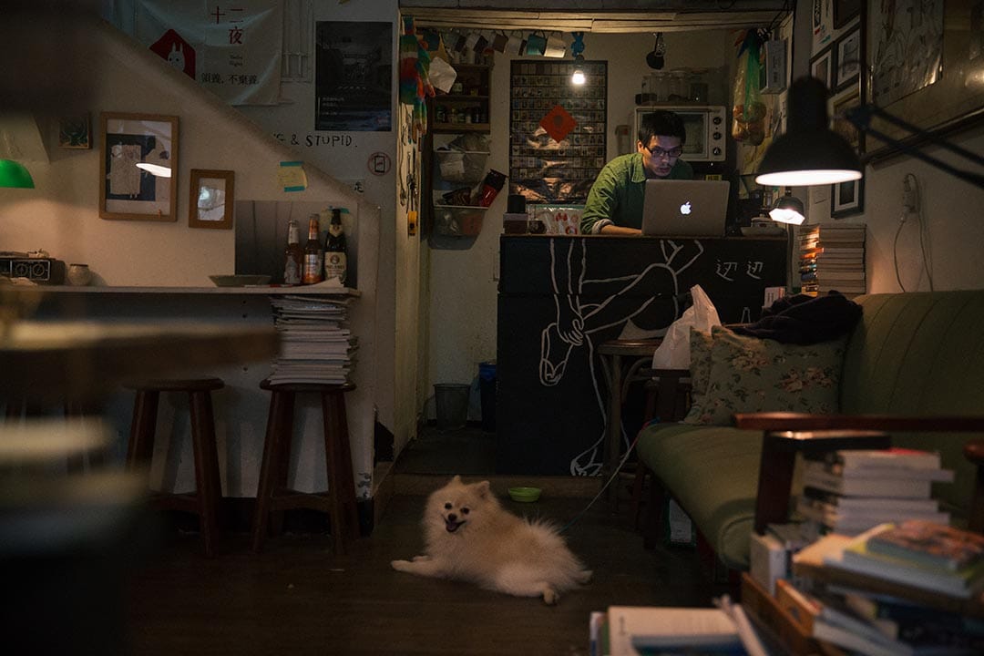 坐落在台北臨沂街小巷－边边。 攝：Billy H.C. Kwok/端傳媒