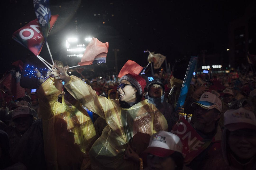 2016年1月15日,台北,国民党支持者参与选前造势晚会。摄:Anthony Kwan/端传媒