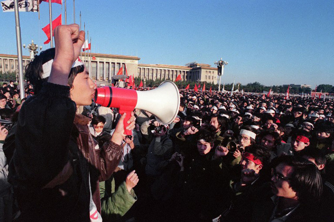 1989年年5月14日，北京学生在天安门广场集会。