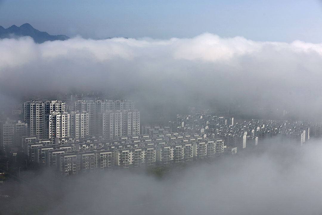 中國安徽省黃山市建築中大型住宅區。