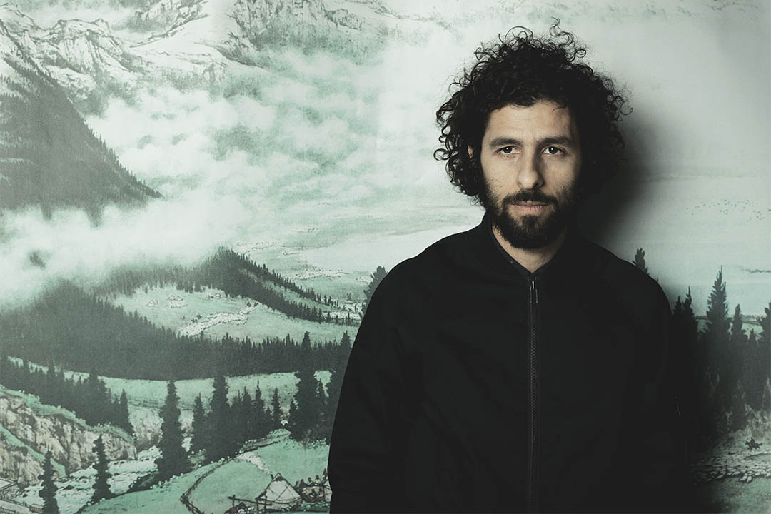 José González。