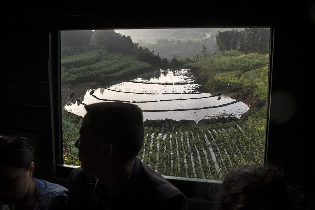 陈三白：征地拆迁纠纷问题产生的根源，并不在于农村土地集体所有制度，而在于政府、地产资本对巨额级差地租的掠夺。