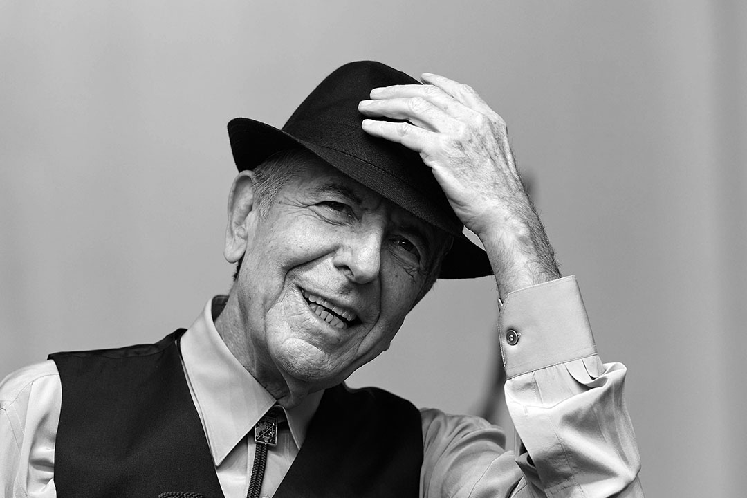 加拿大传奇民谣诗人 Leonard Cohen 去世,终年82岁。