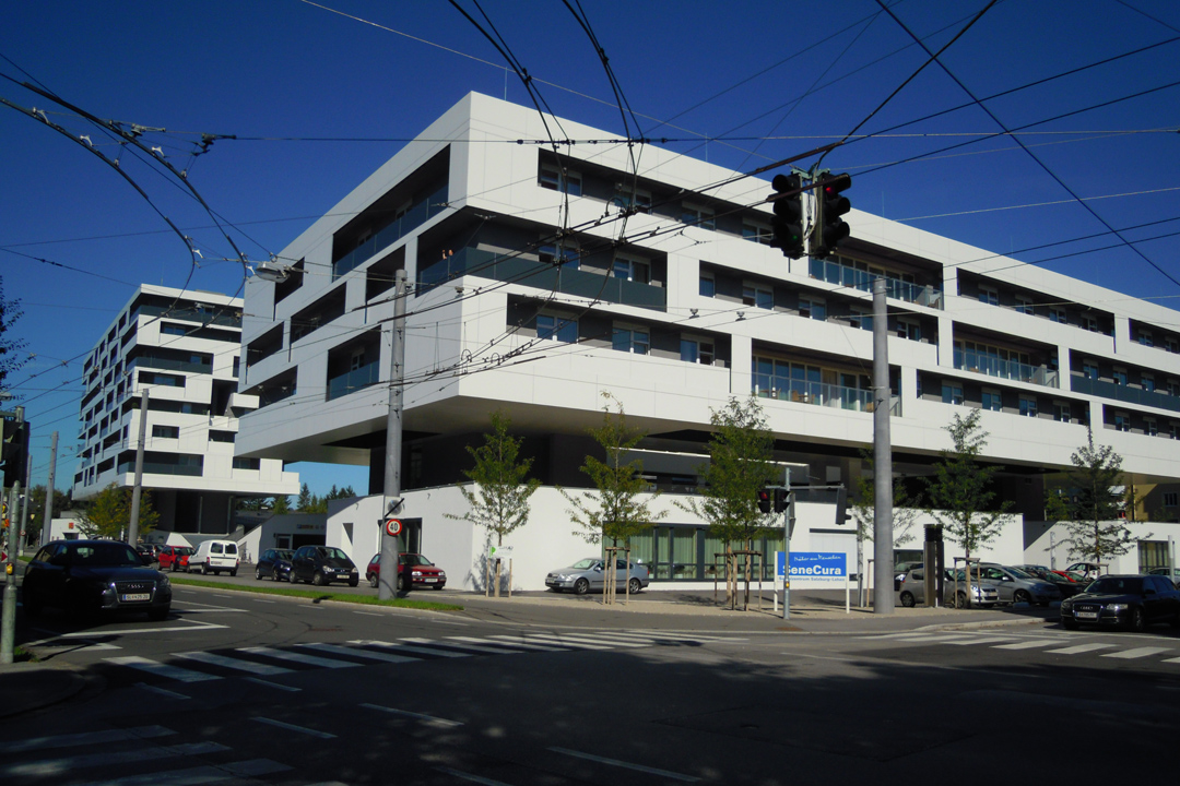 混合居住社区“公园生活”由政府投资建造，再以低廉价格出租给符合条件的住户。