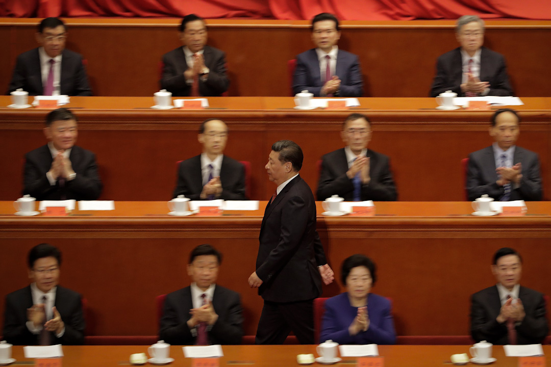 中国国家主席习近平在7月31日的阅兵典礼上指出,中国比历史上任何时期都更接近中华民族伟大复兴的目标,都更需要建设一支强大的人民军队。