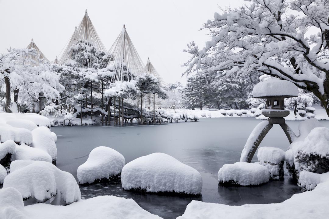 日本金泽兼六园。