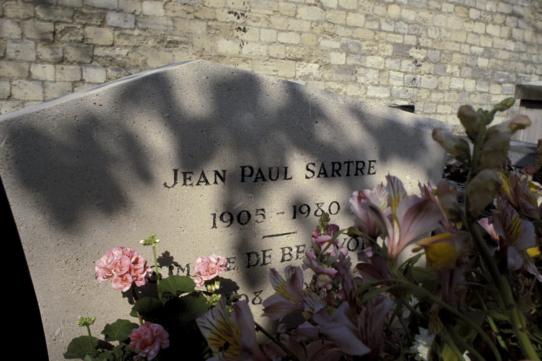 萨特（Jean-Paul Sartre）位于法国巴黎的墓地。