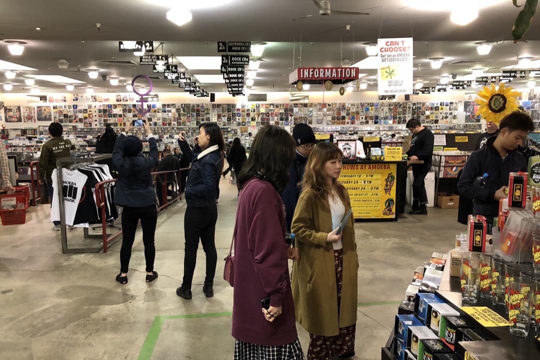 三藩市的 Amoeba 唱片店，像一座音乐图书馆，又像一个音乐社区。