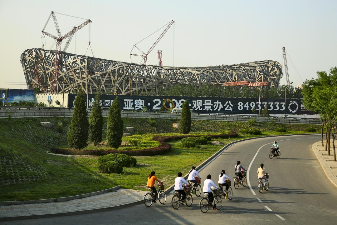 2008年是中国城市化建设的重要一年。奥运盛会在北京召开，从申办到举行的前奥运阶段，大规模的基础设施投资在中国大陆兴起。