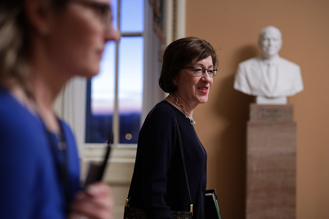 蘇珊·柯林斯 Susan Collins。