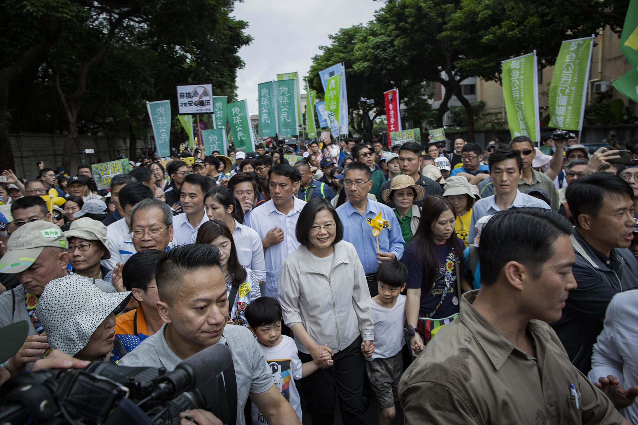 2019年4月28日，蔡英文参加台北废核大游行。