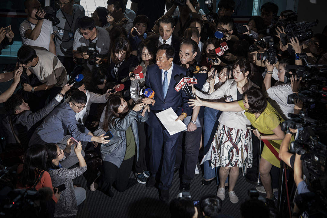 2019年5月13日，鸿海董事长郭台铭到台北国民党中央党部会面主席吴敦义。 