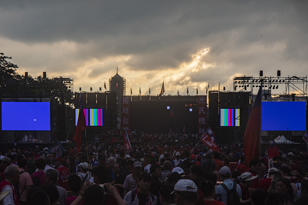 2019年6月1日，韩国瑜首场总统初选造势活动于总统府前举行。