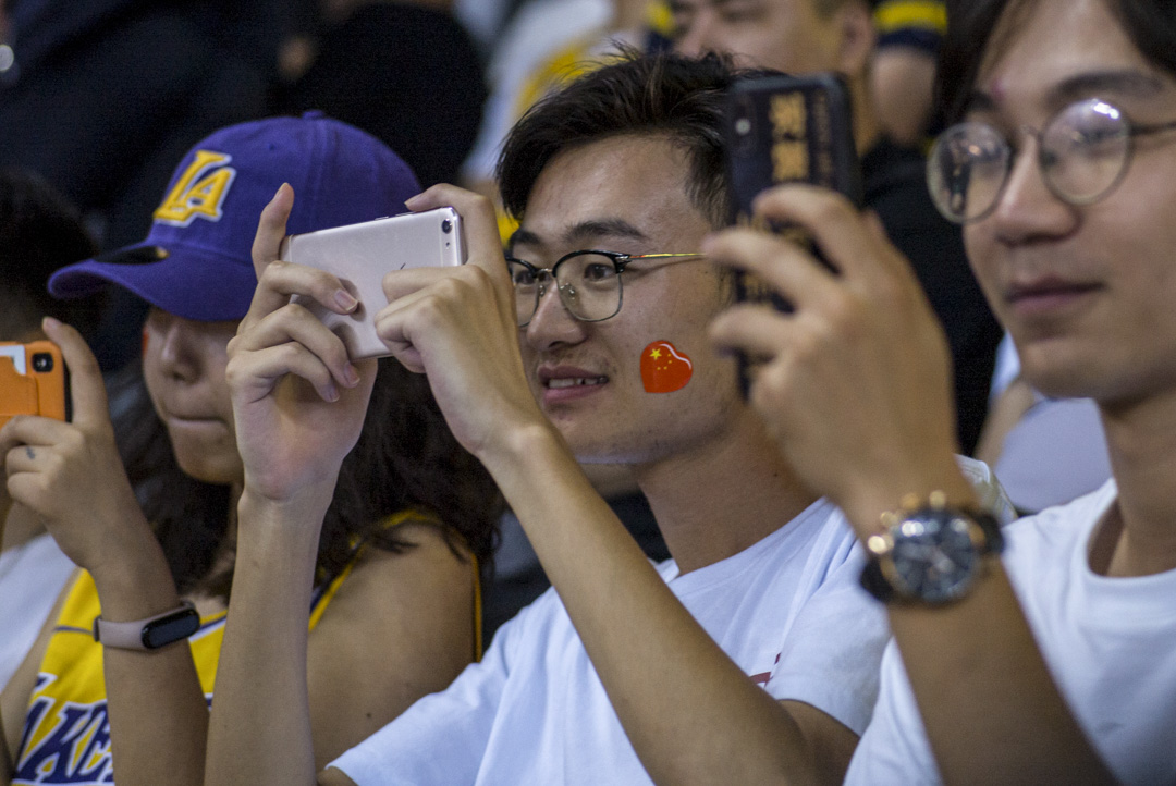 2019年10月12日，NBA中国赛深圳站湖人对篮网现场。