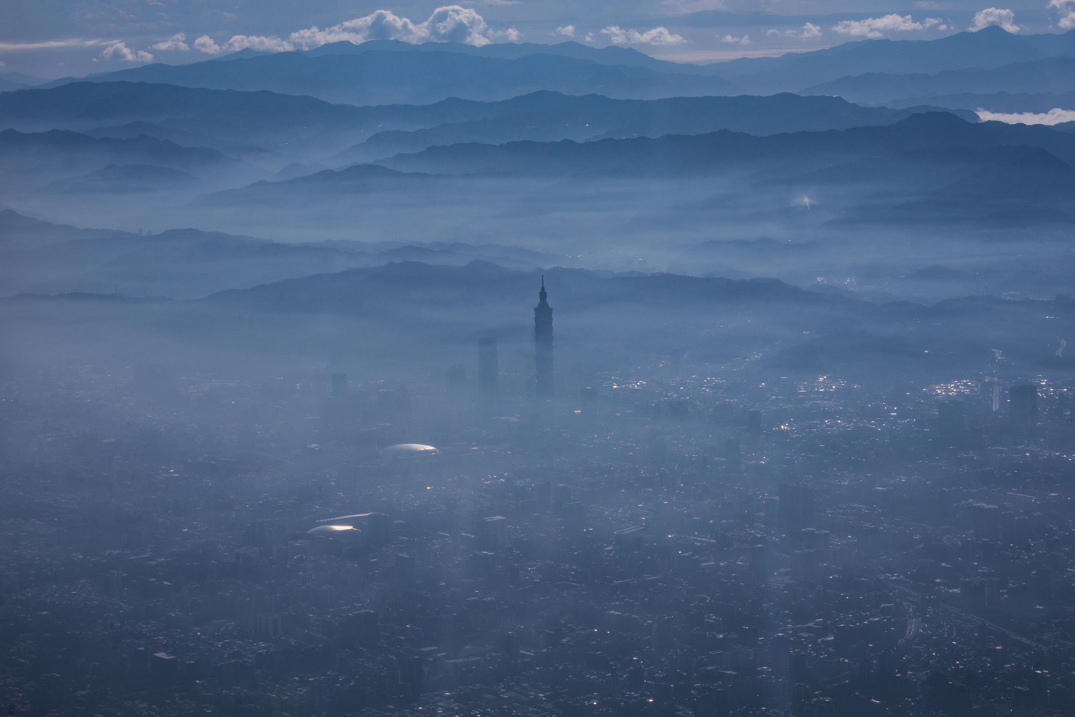 2019年12月1日，台北的早晨。