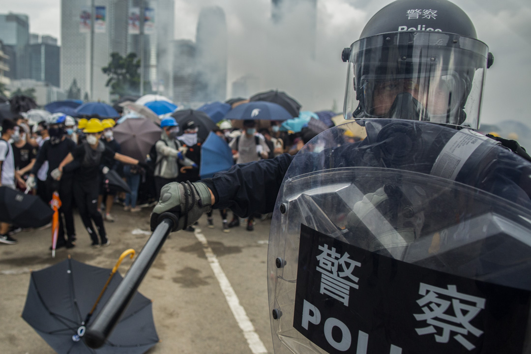 2019年6月12日，警方进行金钟夏悫道的清场行动。